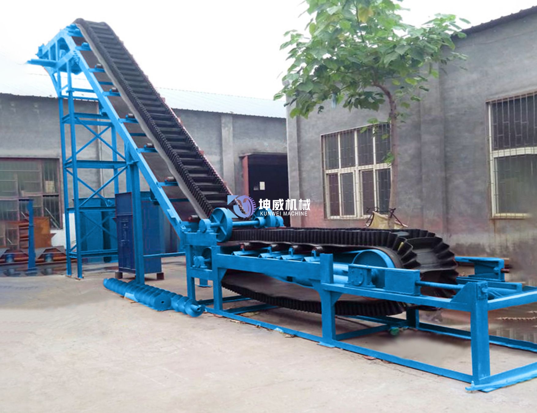  爬坡皮帶機(jī)是爬坡皮帶輸送機(jī)嗎？